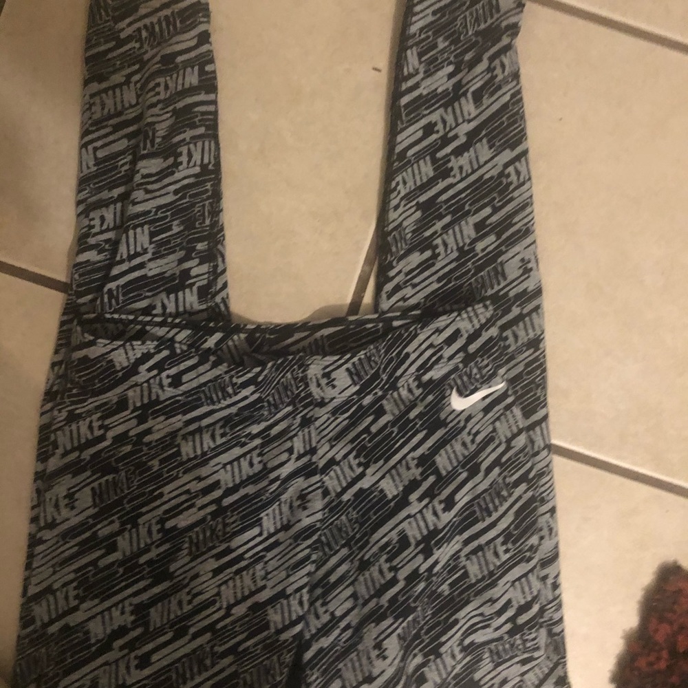 Nike leggings